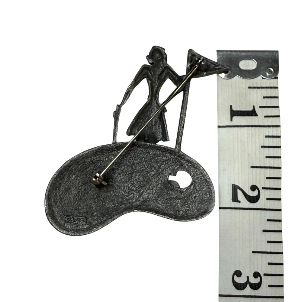 Vintage Golf Brooch Pin Signed AJC Silver Tone Lady Golfer 2” Tall Hole In One 1